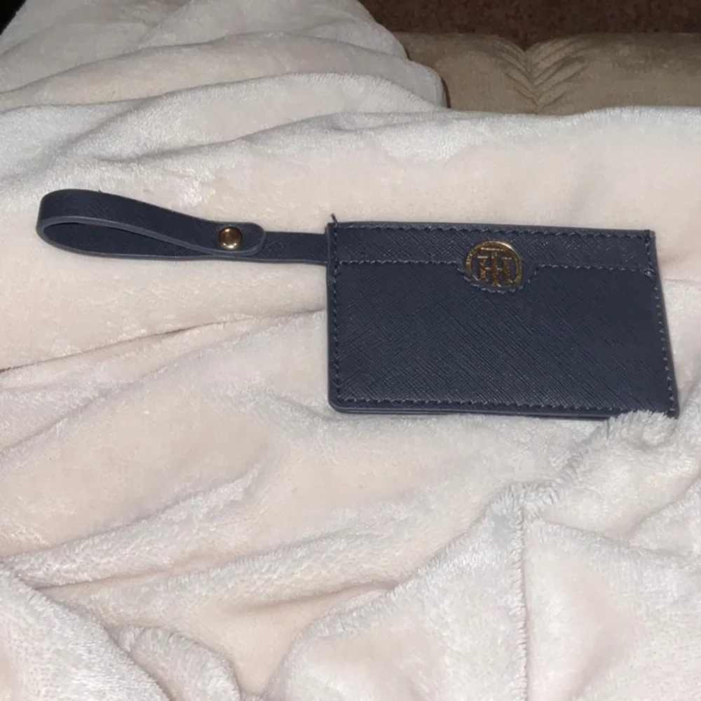 🌸3 for $18🌸 Tommy Hilfiger navy snap on credit card holder bag / wallet NWOT